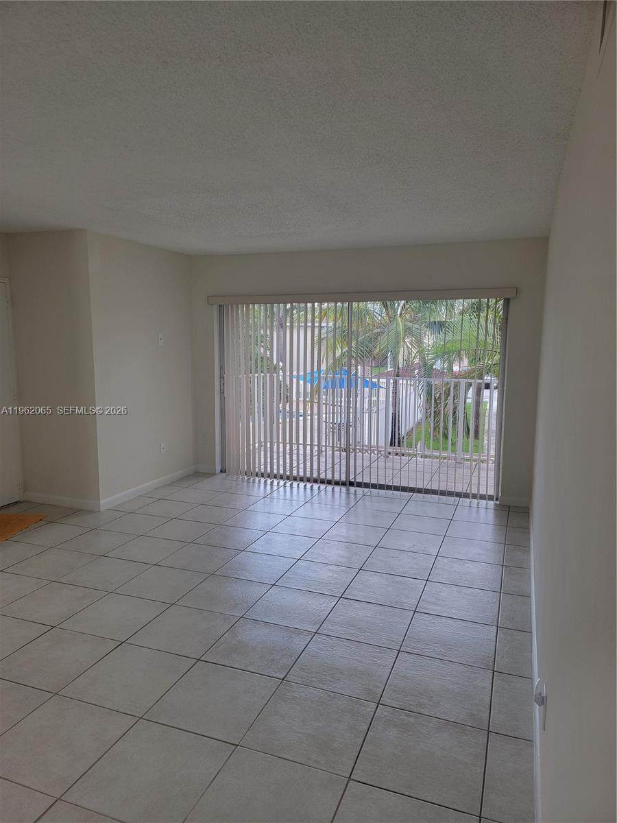 https://bt-photos.global.ssl.fastly.net/miami/orig_boomver_1_A11962065-2.jpg