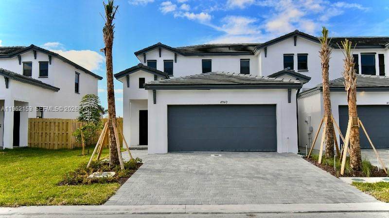 4949 Peacock Way - Photo 1