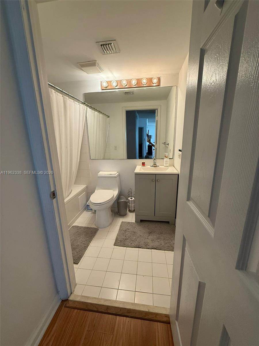 https://bt-photos.global.ssl.fastly.net/miami/orig_boomver_1_A11962338-2.jpg