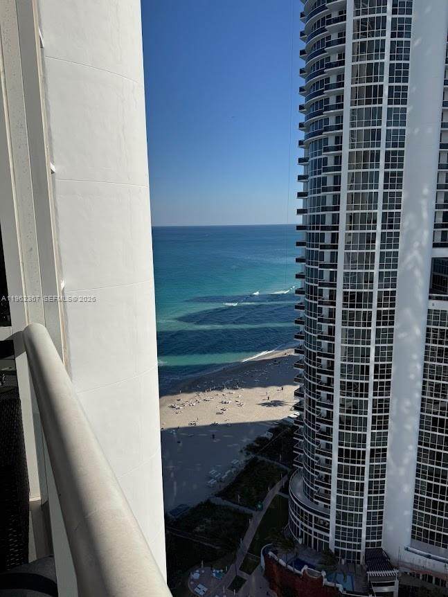 https://bt-photos.global.ssl.fastly.net/miami/orig_boomver_1_A11962367-2.jpg