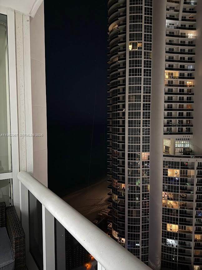 https://bt-photos.global.ssl.fastly.net/miami/orig_boomver_1_A11962367-2.jpg