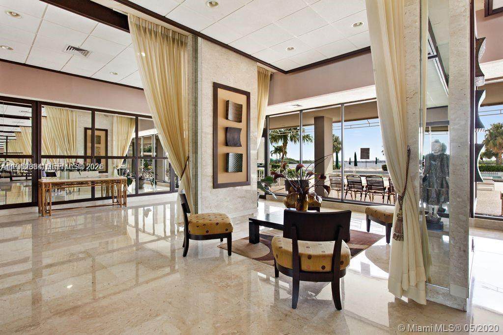 https://bt-photos.global.ssl.fastly.net/miami/1280_boomver_1_A11962384-2.jpg