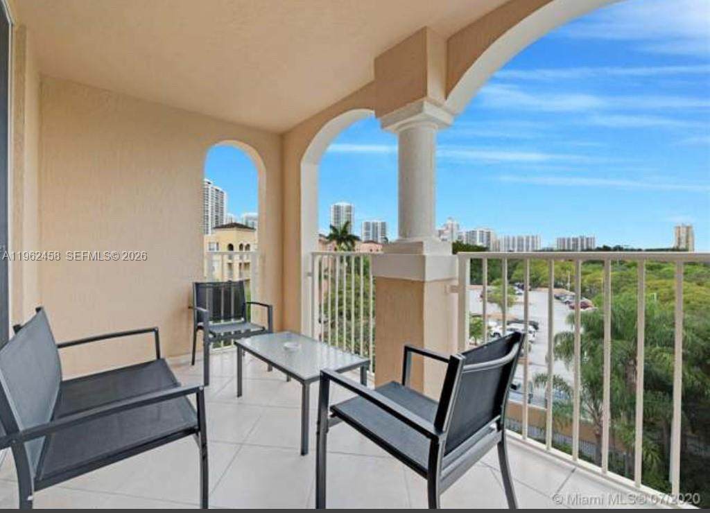 https://bt-photos.global.ssl.fastly.net/miami/orig_boomver_1_A11962458-2.jpg