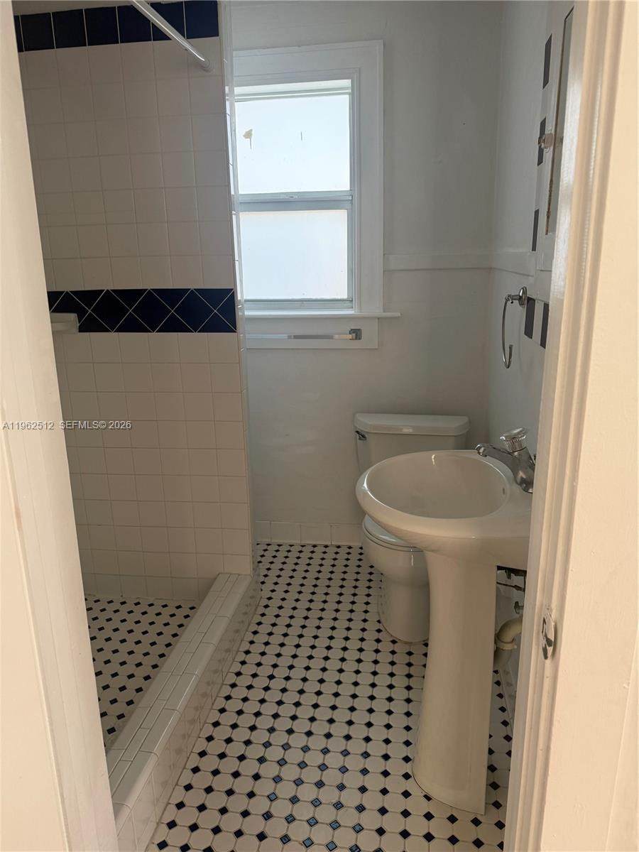 https://bt-photos.global.ssl.fastly.net/miami/orig_boomver_1_A11962512-2.jpg