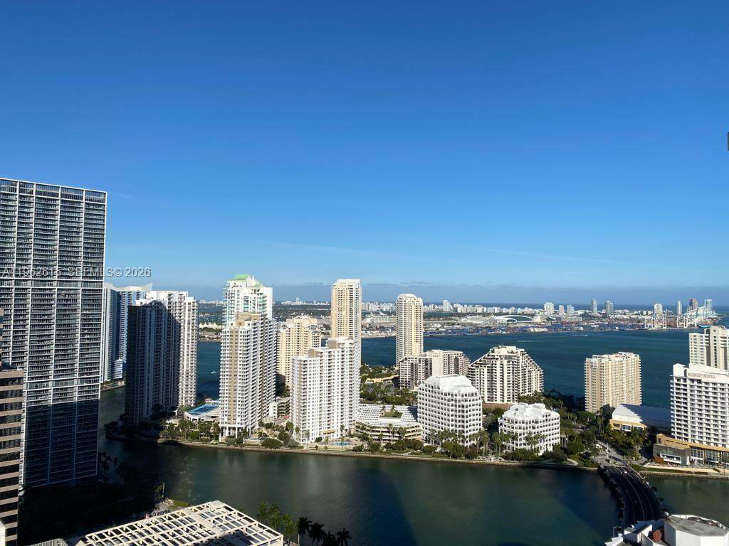 950 Brickell Bay Dr - Photo 1