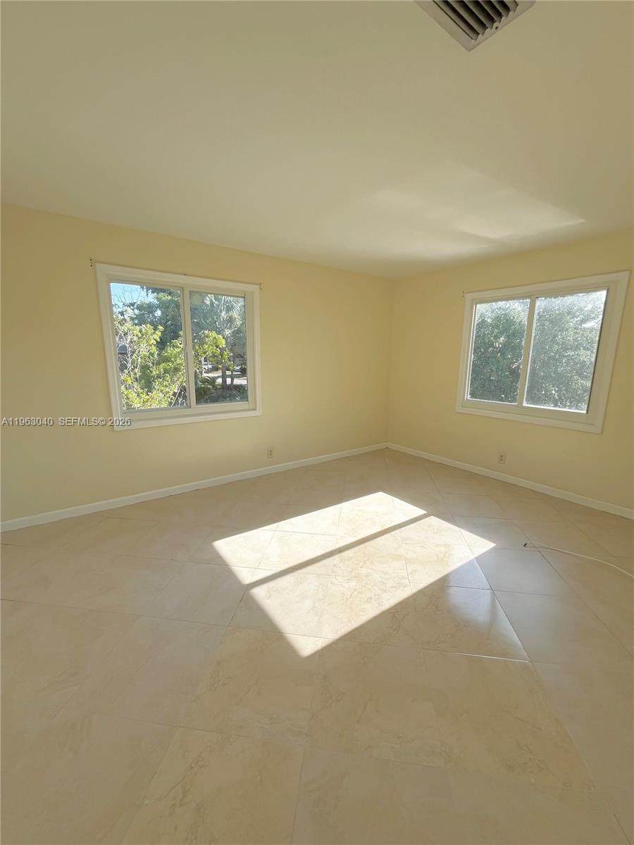 https://bt-photos.global.ssl.fastly.net/miami/orig_boomver_1_A11963040-2.jpg