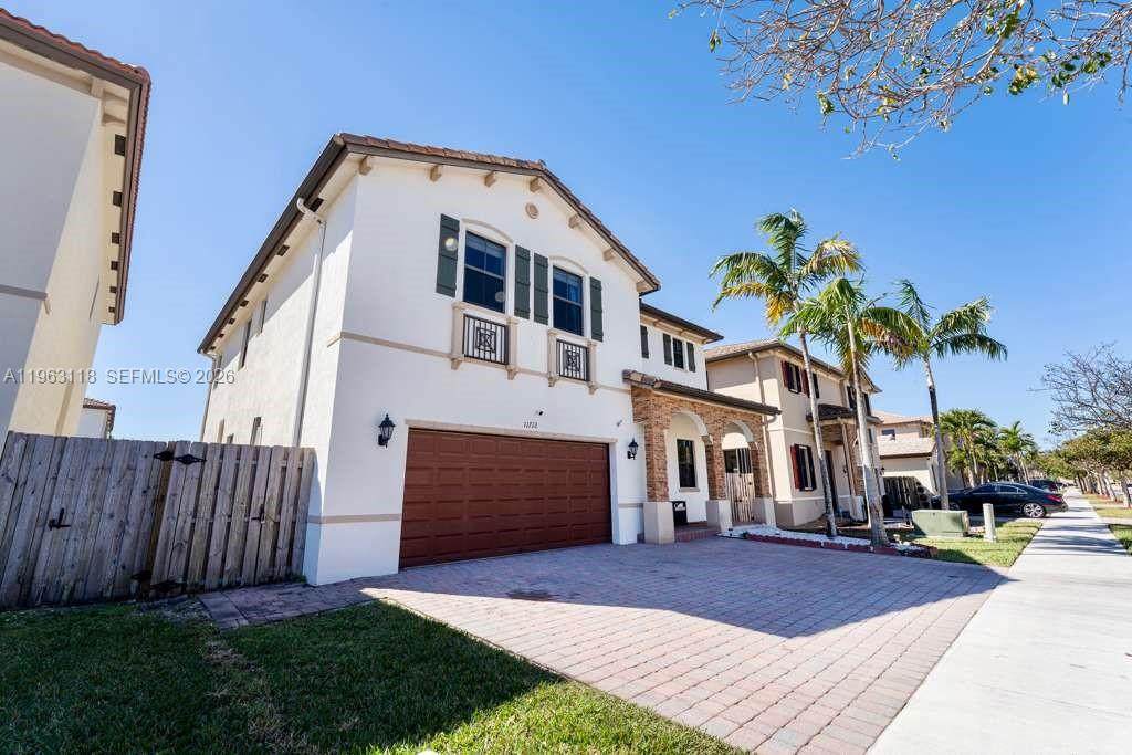 https://bt-photos.global.ssl.fastly.net/miami/orig_boomver_1_A11963118-2.jpg