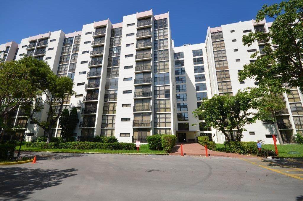 17021 Bay Rd - Photo 1