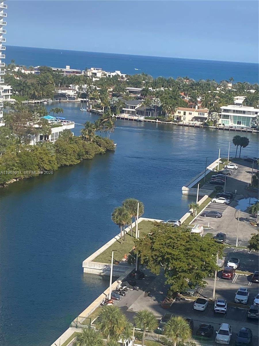 https://bt-photos.global.ssl.fastly.net/miami/orig_boomver_1_A11963917-2.jpg