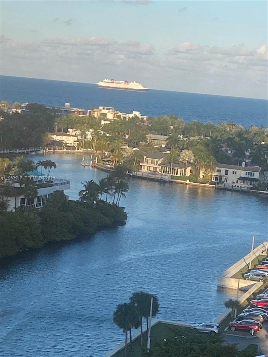 https://bt-photos.global.ssl.fastly.net/miami/orig_boomver_1_A11963917-2.jpg