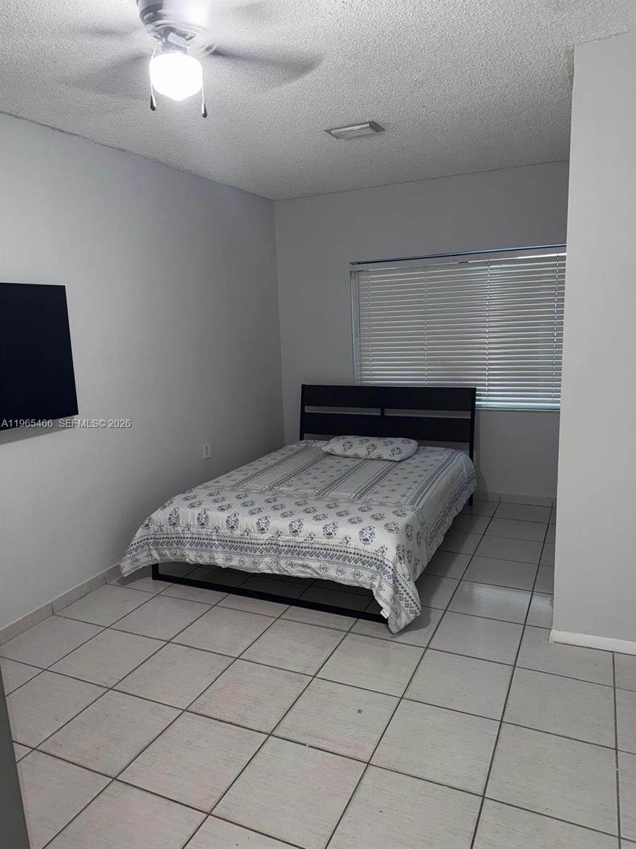 https://bt-photos.global.ssl.fastly.net/miami/orig_boomver_1_A11965466-2.jpg