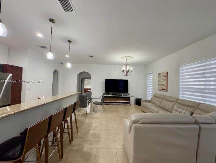 https://bt-photos.global.ssl.fastly.net/miami/orig_boomver_1_A11965590-2.jpg