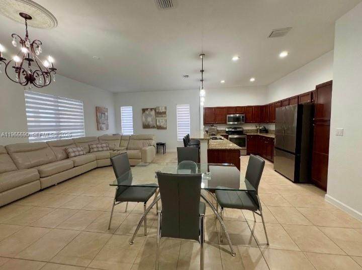 https://bt-photos.global.ssl.fastly.net/miami/orig_boomver_1_A11965590-2.jpg