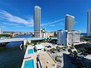 1817 Ocean Dr - Photo 1