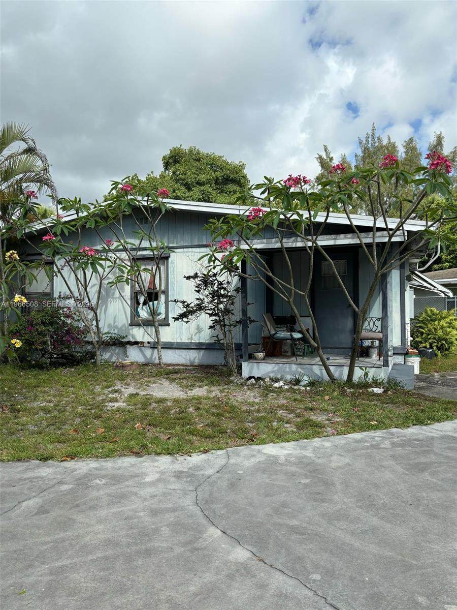 https://bt-photos.global.ssl.fastly.net/miami/orig_boomver_1_A11966508-2.jpg