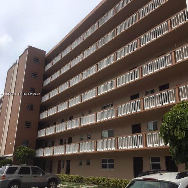 https://bt-photos.global.ssl.fastly.net/miami/orig_boomver_1_A11967478-2.jpg