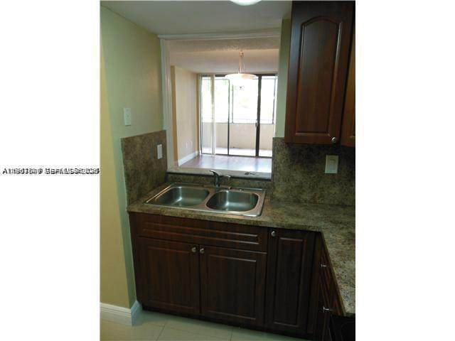 https://bt-photos.global.ssl.fastly.net/miami/orig_boomver_1_A11967549-2.jpg