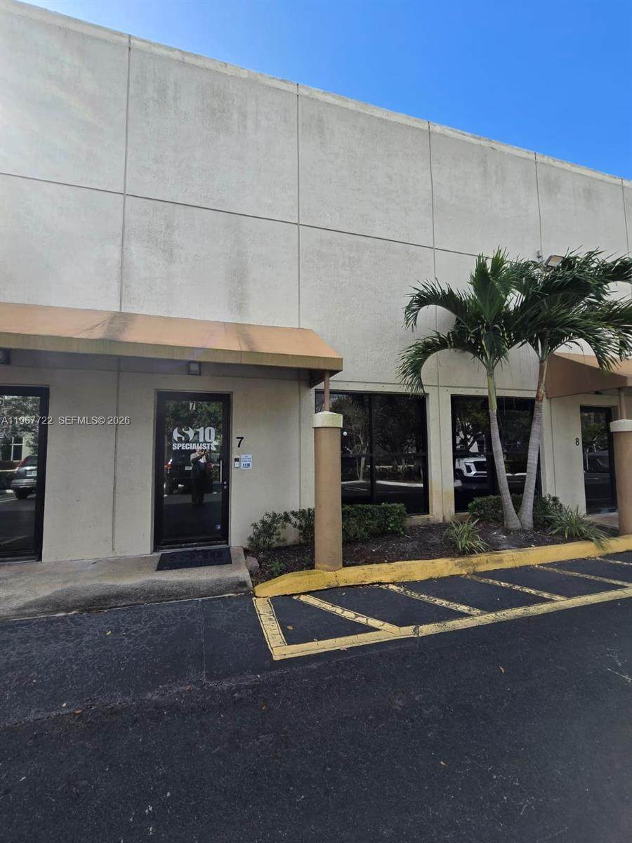 https://bt-photos.global.ssl.fastly.net/miami/orig_boomver_1_A11967722-2.jpg