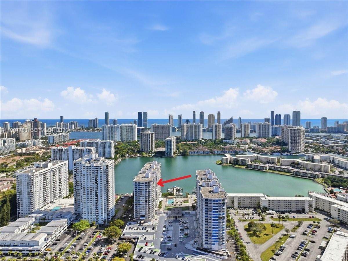 18051 Biscayne Blvd - Photo 1