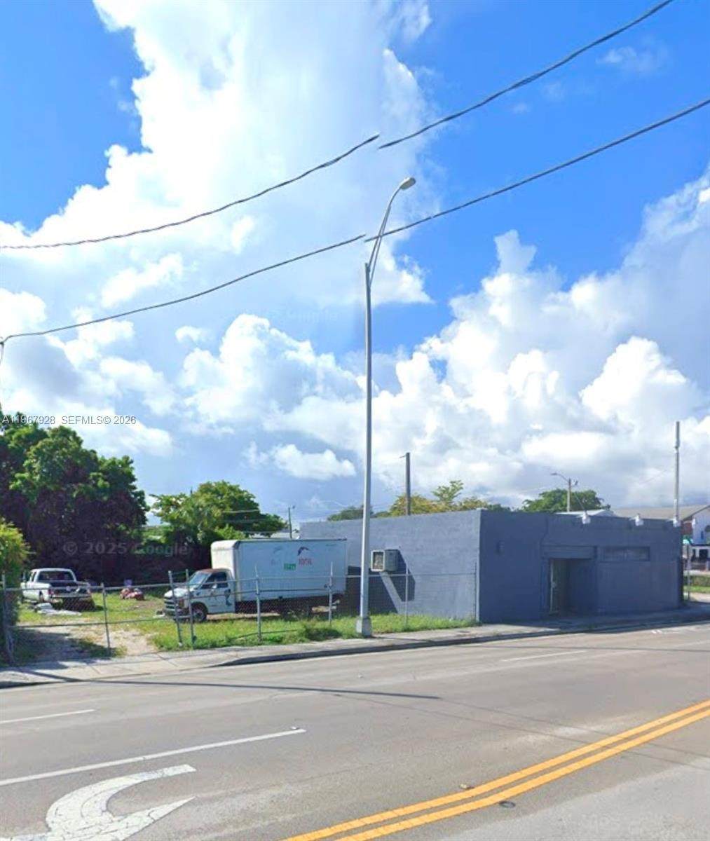 https://bt-photos.global.ssl.fastly.net/miami/orig_boomver_1_A11967928-2.jpg