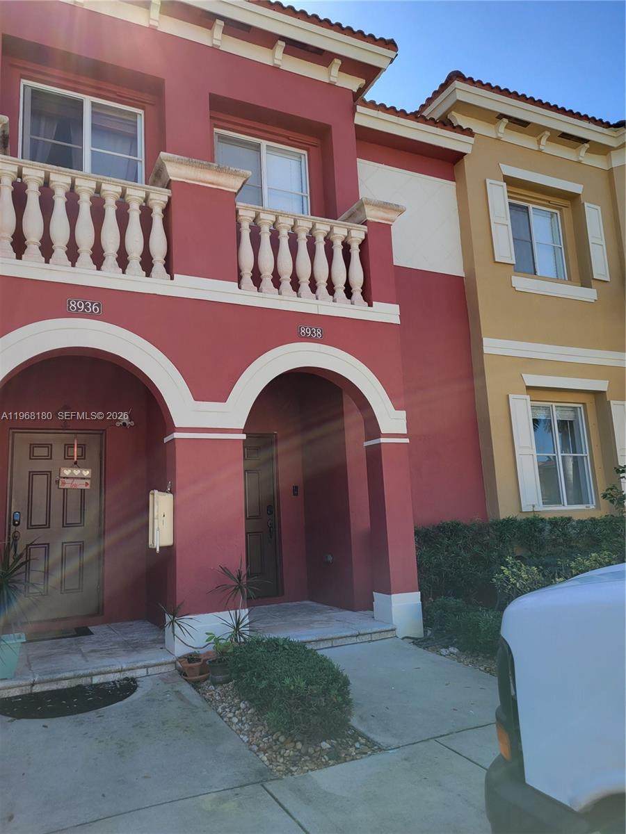 8938 19th St - Photo 1