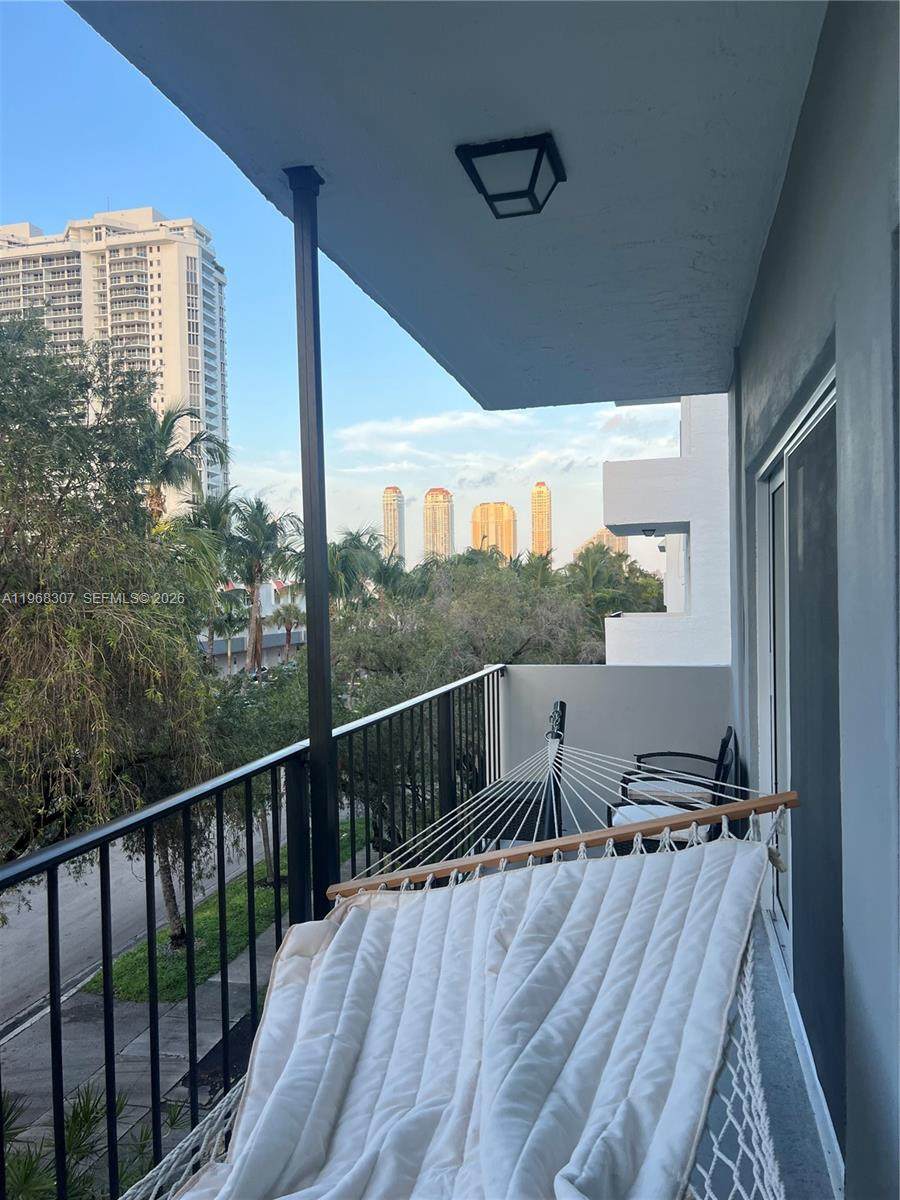 https://bt-photos.global.ssl.fastly.net/miami/orig_boomver_1_A11968307-2.jpg