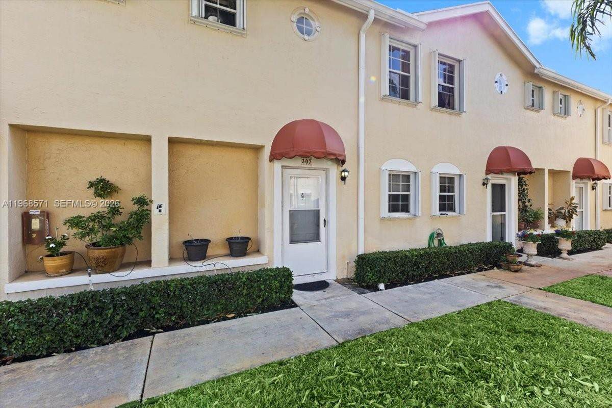 https://bt-photos.global.ssl.fastly.net/miami/orig_boomver_1_A11968571-2.jpg