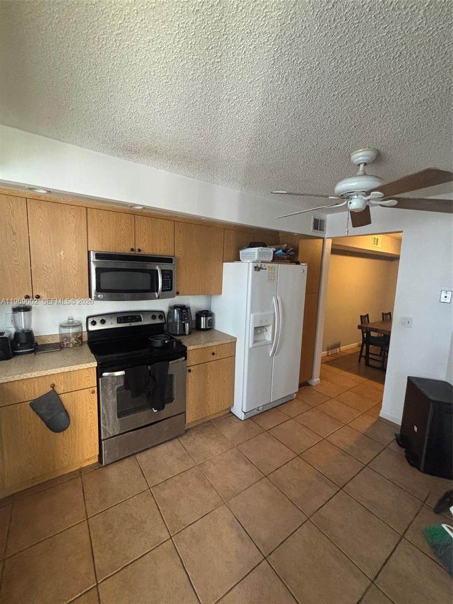 https://bt-photos.global.ssl.fastly.net/miami/orig_boomver_1_A11969002-2.jpg