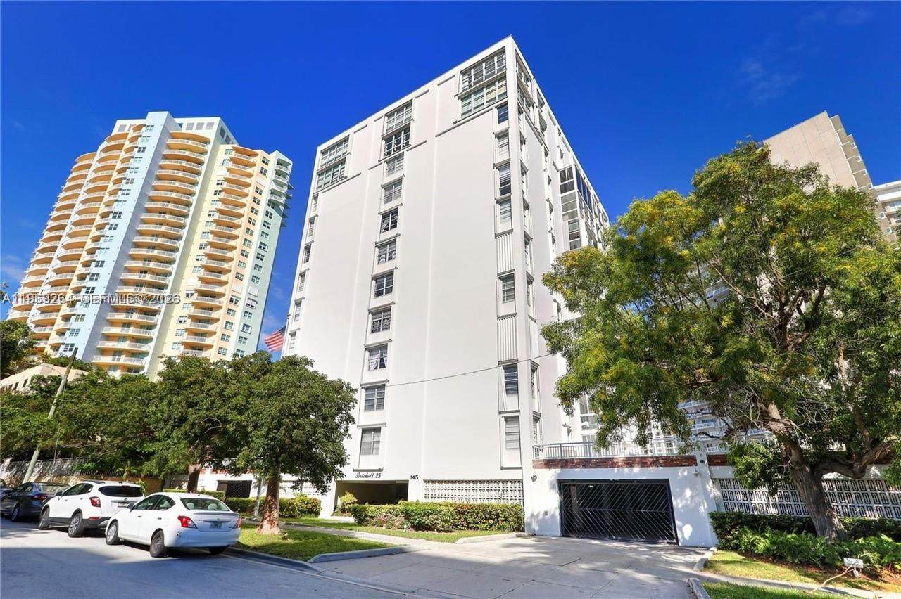 145 25th Rd - Photo 1