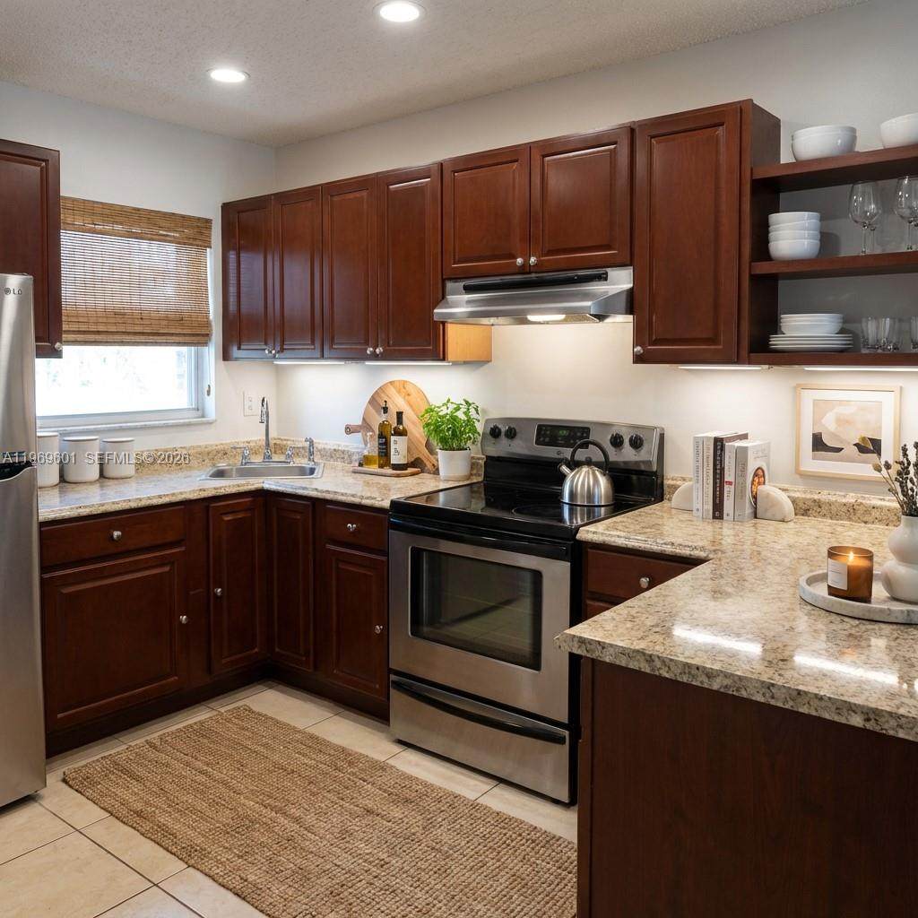 3071 Sunrise Lakes Dr - Photo 1
