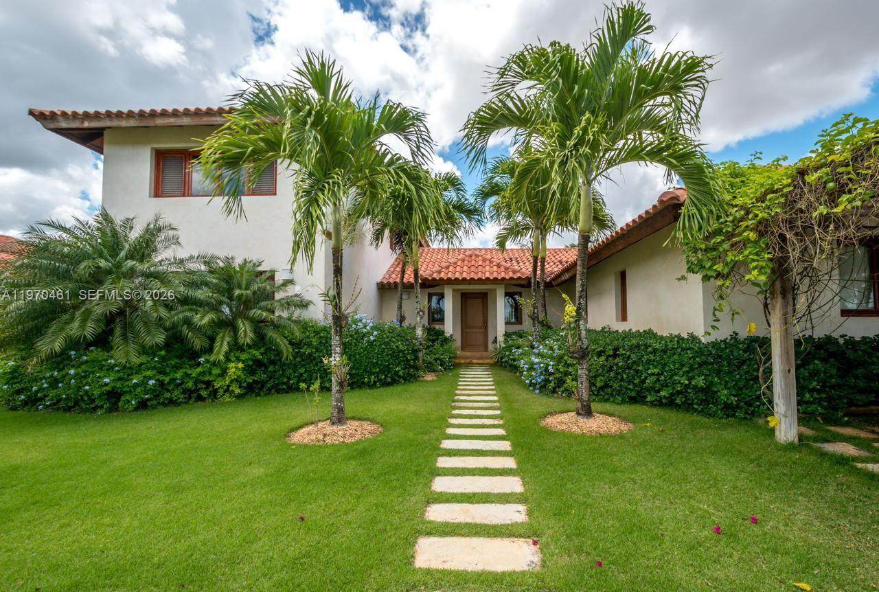 https://bt-photos.global.ssl.fastly.net/miami/orig_boomver_1_A11970461-2.jpg