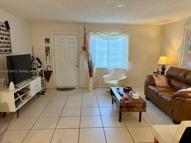 https://bt-photos.global.ssl.fastly.net/miami/orig_boomver_1_A11970473-2.jpg
