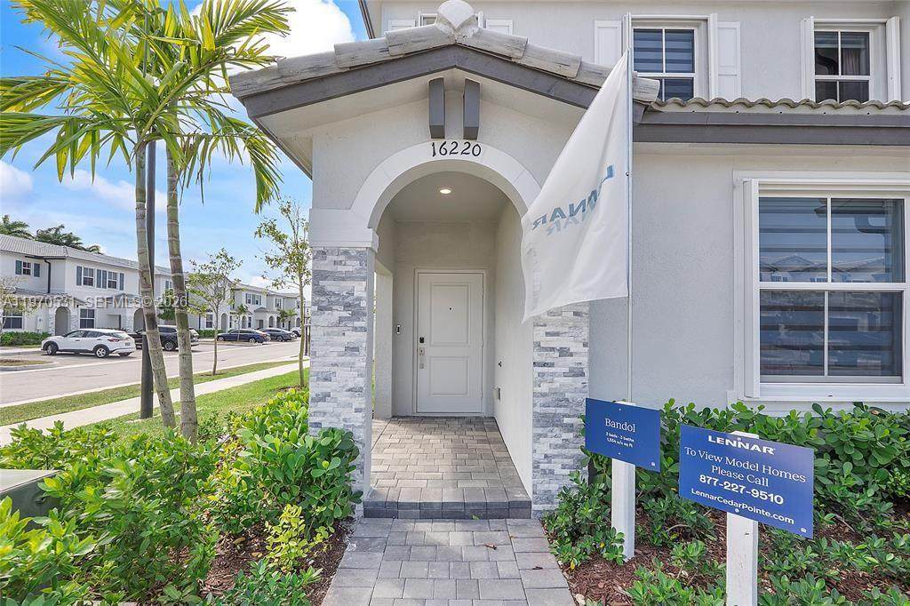 https://bt-photos.global.ssl.fastly.net/miami/orig_boomver_1_A11970531-2.jpg