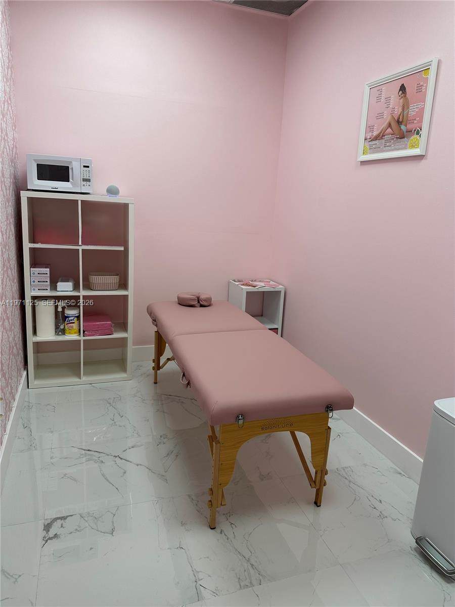 https://bt-photos.global.ssl.fastly.net/miami/orig_boomver_1_A11971125-2.jpg