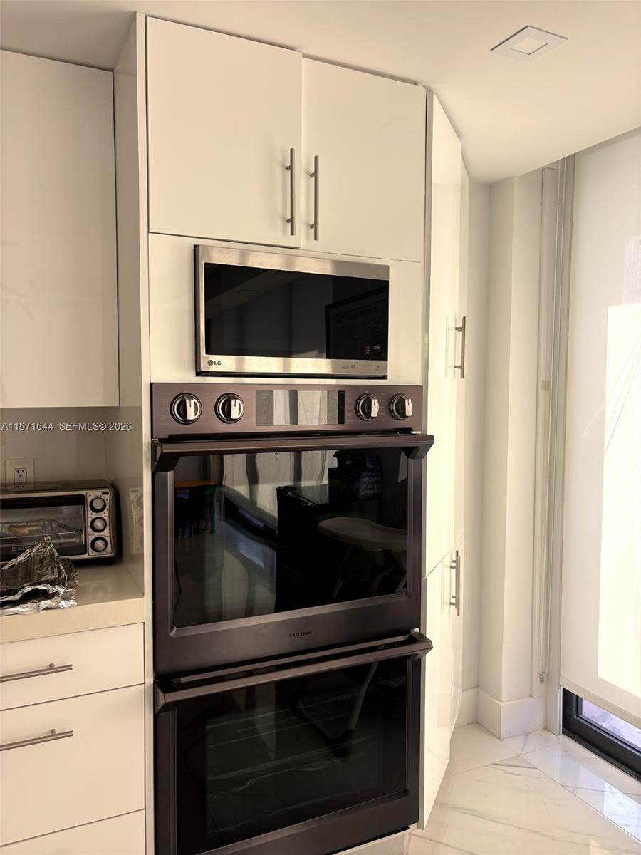 19667 Turnberry Way - Photo 1