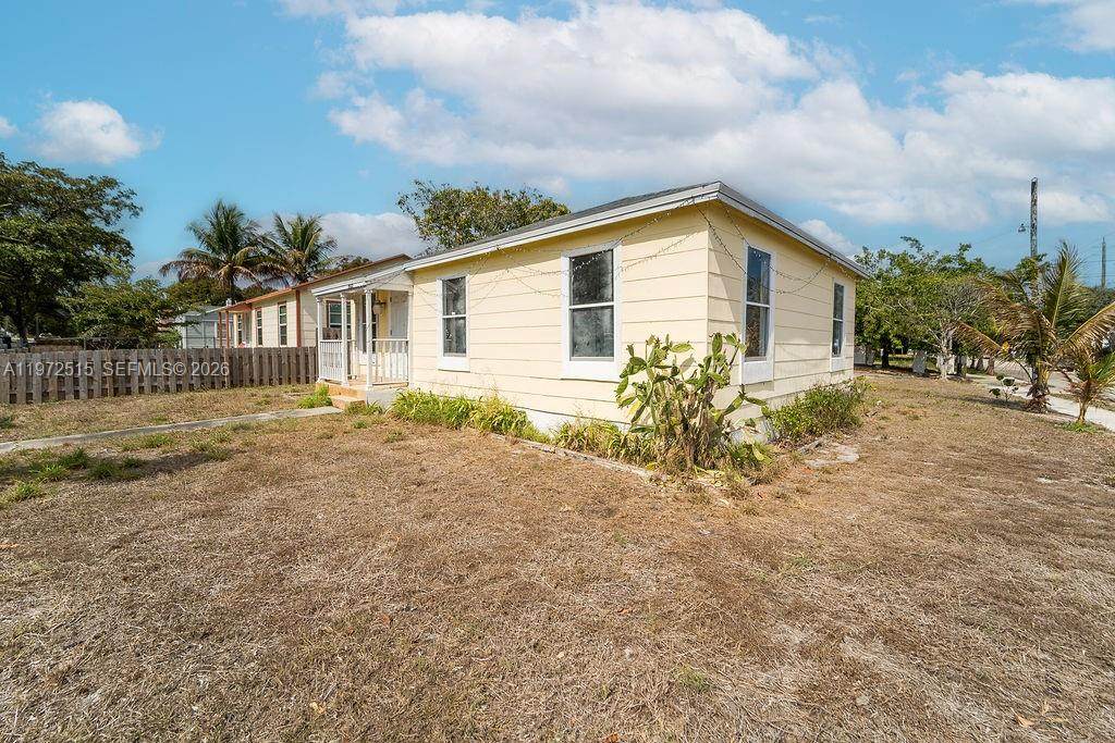 https://bt-photos.global.ssl.fastly.net/miami/orig_boomver_1_A11972515-2.jpg
