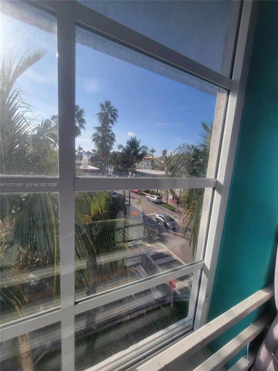 https://bt-photos.global.ssl.fastly.net/miami/1280_boomver_1_A11972585-2.jpg
