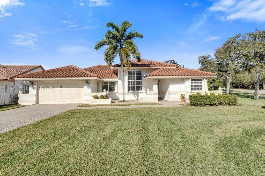 3151 Overlook Rd - Photo 1