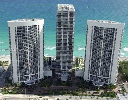 1800 Ocean Dr - Photo 1