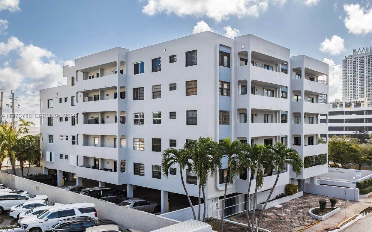 6725 Harding Ave - Photo 1