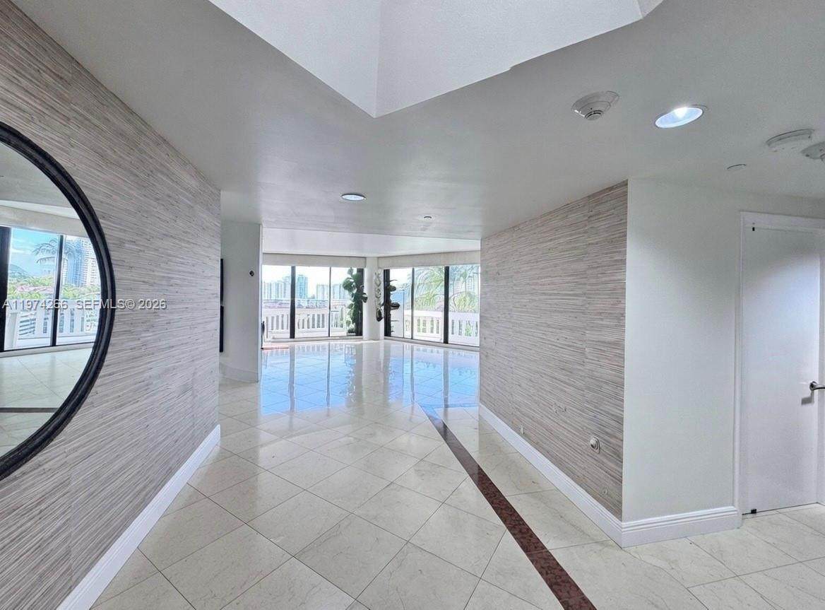 2000 Island Blvd - Photo 1