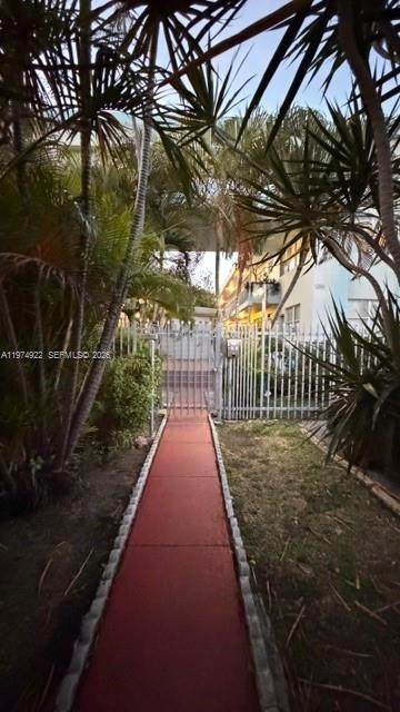1275 Marseille Dr - Photo 1