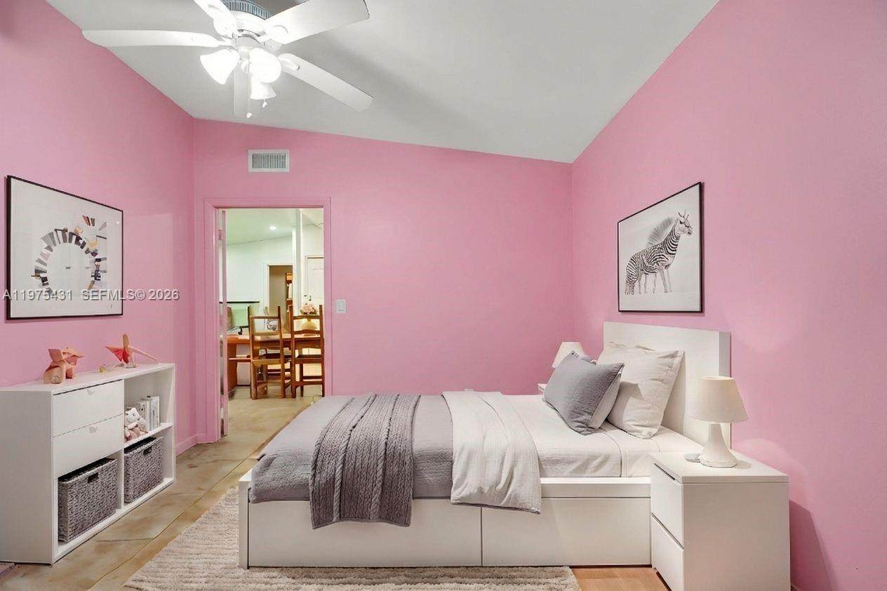 https://bt-photos.global.ssl.fastly.net/miami/orig_boomver_2_A11975431-2.jpg