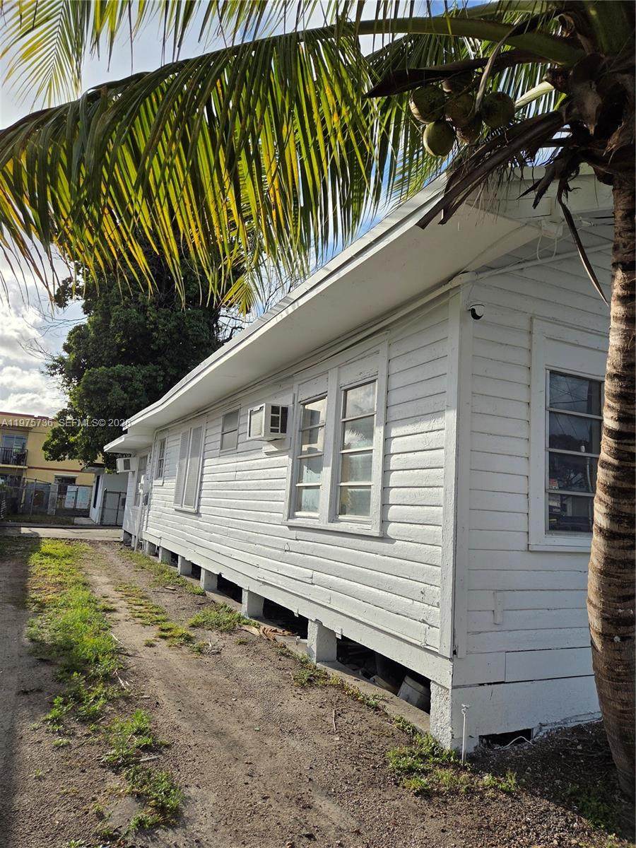 https://bt-photos.global.ssl.fastly.net/miami/orig_boomver_1_A11975736-2.jpg