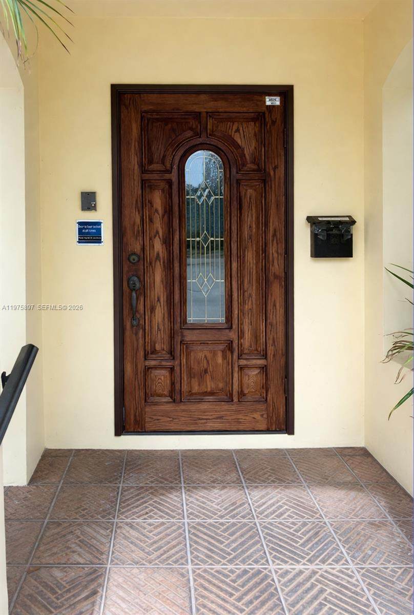 https://bt-photos.global.ssl.fastly.net/miami/1280_boomver_1_A11975897-2.jpg