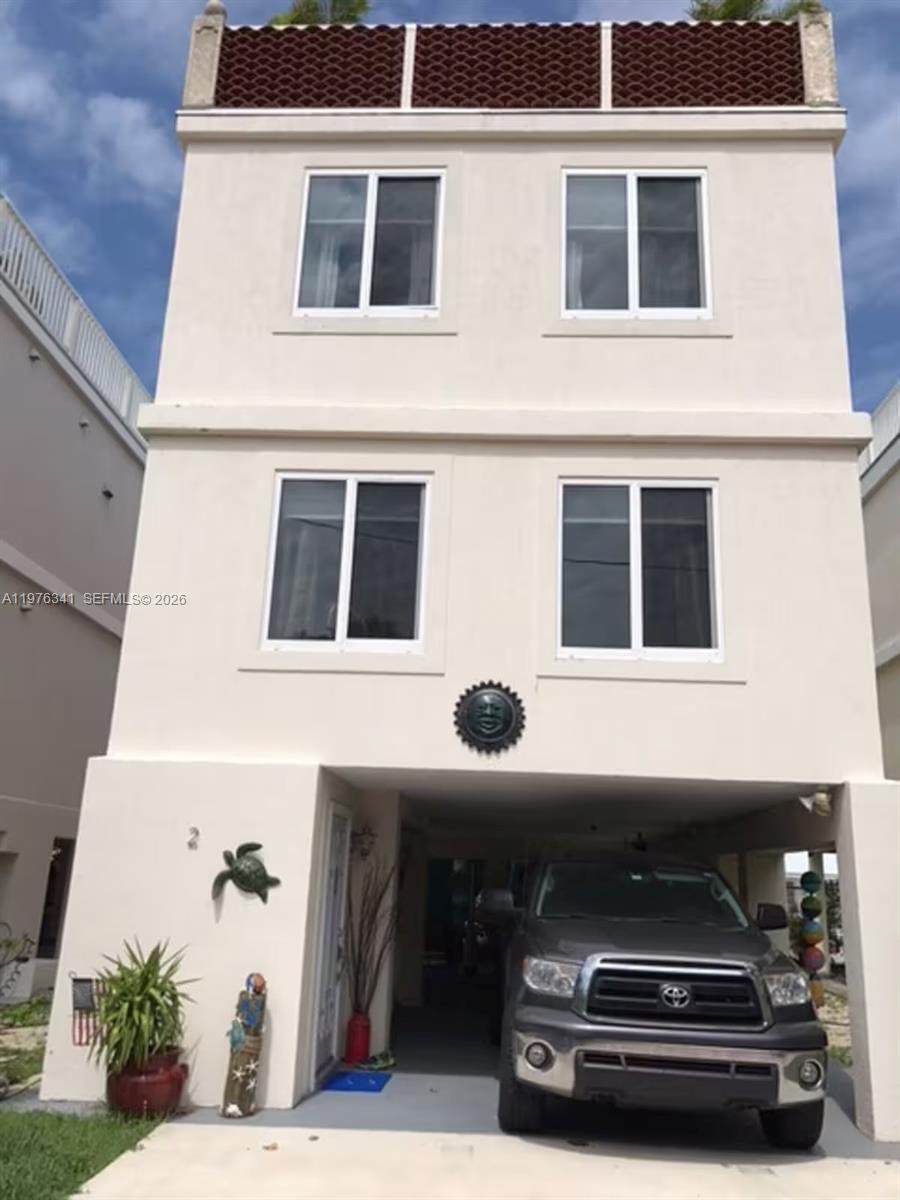 12400 Overseas Hwy - Photo 1