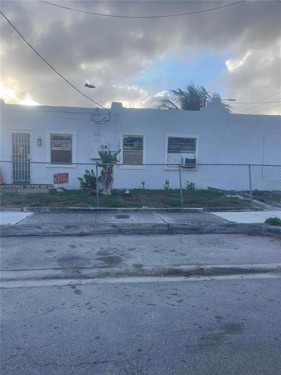 664 77th St - Photo 1