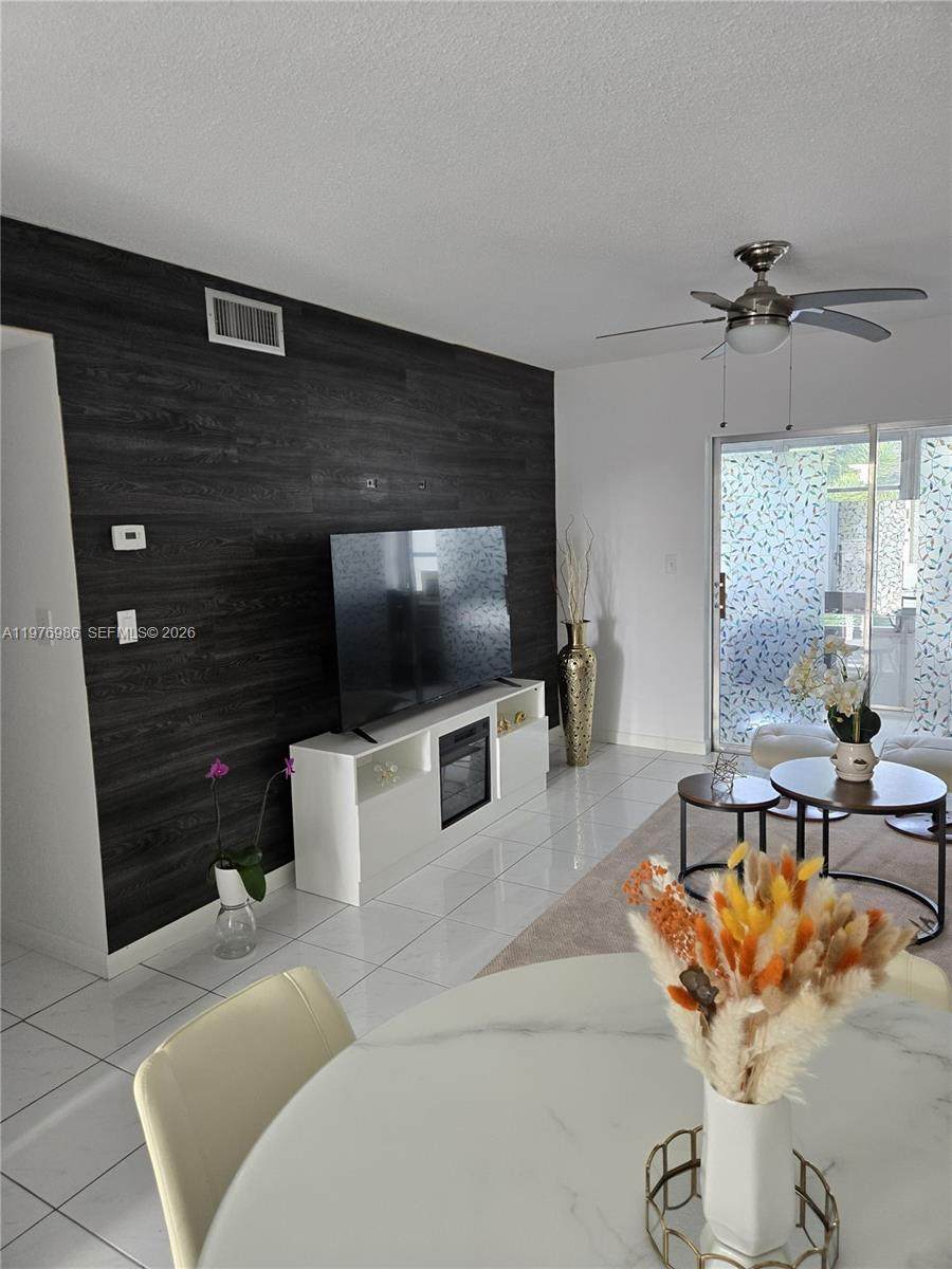 6560 Winfield Blvd - Photo 1