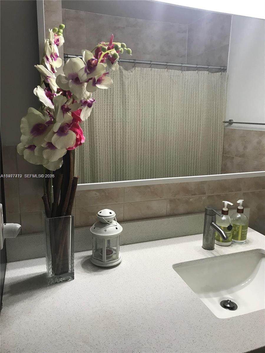 10794 Kendall Dr - Photo 1