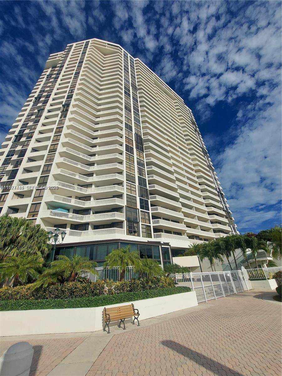 1000 Island Blvd - Photo 1